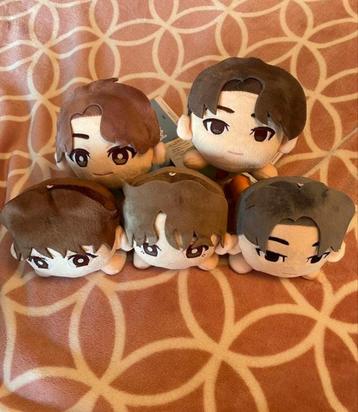Seventeen Petiteen plush  beschikbaar voor biedingen