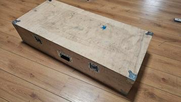 2x Flightcase - Houten Instrumentenkoffer beschikbaar voor biedingen