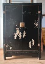 Oosterse kast parelmoer, Ophalen