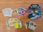 Groot Pokemon bewaarblik Espeon met 50 Kaarten (5 glimmend), Ophalen of Verzenden, Zo goed als nieuw, Meerdere kaarten, Foil