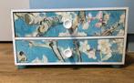 Klein houten ladenkastje Amandelbloesem, Huis en Inrichting, Minder dan 50 cm, Gebruikt, 1 of 2 laden, Van Gogh