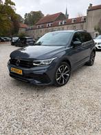 Volkswagen Tiguan 1.4 TSI Ehybrid R-line + set winterbanden, Auto's, 1800 kg, Leder, Dealer onderhouden, Te koop