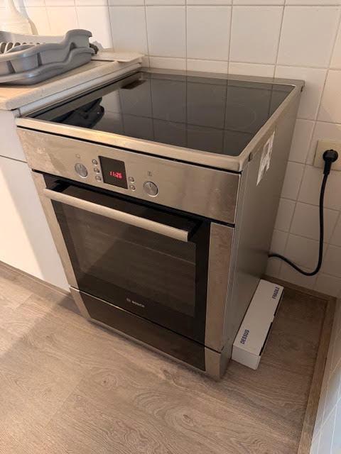 Bosch HCE748453, oven + inductieplaat, Witgoed en Apparatuur, Ovens, Gebruikt, Vrijstaand, Oven met grill, 60 cm of meer, 60 cm of meer