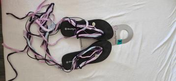 Slippers Bandajamas maat 39 zwart beschikbaar voor biedingen