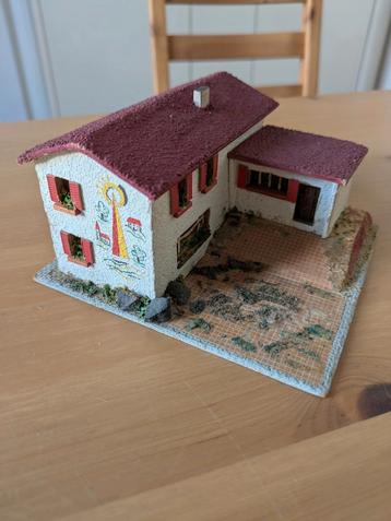 jaren '50 H0 huisje RS Rudolf Spitaler 6735 fertigmodell beschikbaar voor biedingen