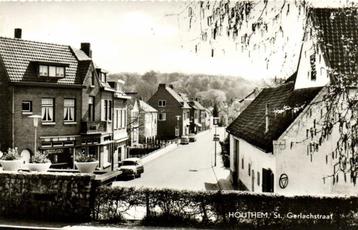 Houthem, St. Gerlachstraat - auto - ongelopen beschikbaar voor biedingen