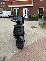 Vespa sprint 80cc full malossi akrapovic, Fietsen en Brommers, Scooters | Vespa, Ophalen of Verzenden, Zo goed als nieuw, Benzine