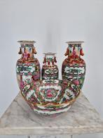 Chinese Famille Rose Vazen Set + Schaal | Canton Stijl, Antiek en Kunst, Antiek | Vazen, Ophalen of Verzenden