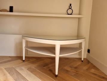 Mid-Century vintage salontafel organisch beschikbaar voor biedingen