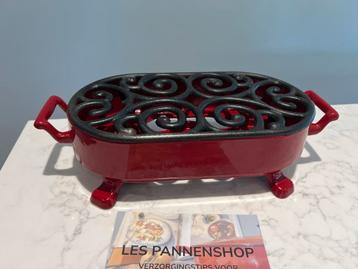 Staub Rechaud Gietijzer Rood/Zwart beschikbaar voor biedingen