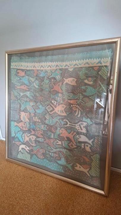 Nario - abstract design met vissen (Indonesië, 70's), Antiek en Kunst, Antiek | Kleden en Textiel, Ophalen