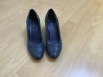 Donkerblauwe schoenen mt 37  bieden, Kleding | Dames, Schoenen, Ophalen of Verzenden, Zo goed als nieuw, Blauw