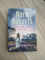 Nora Roberts, boek op zoek naar de bron, Ophalen of Verzenden, Zo goed als nieuw