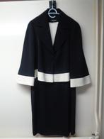 ESCADA donkerblauw met offwhite jasje en bijpassende jurk, Kostuum of Pak, Maat 42/44 (L), Nieuw, Escada