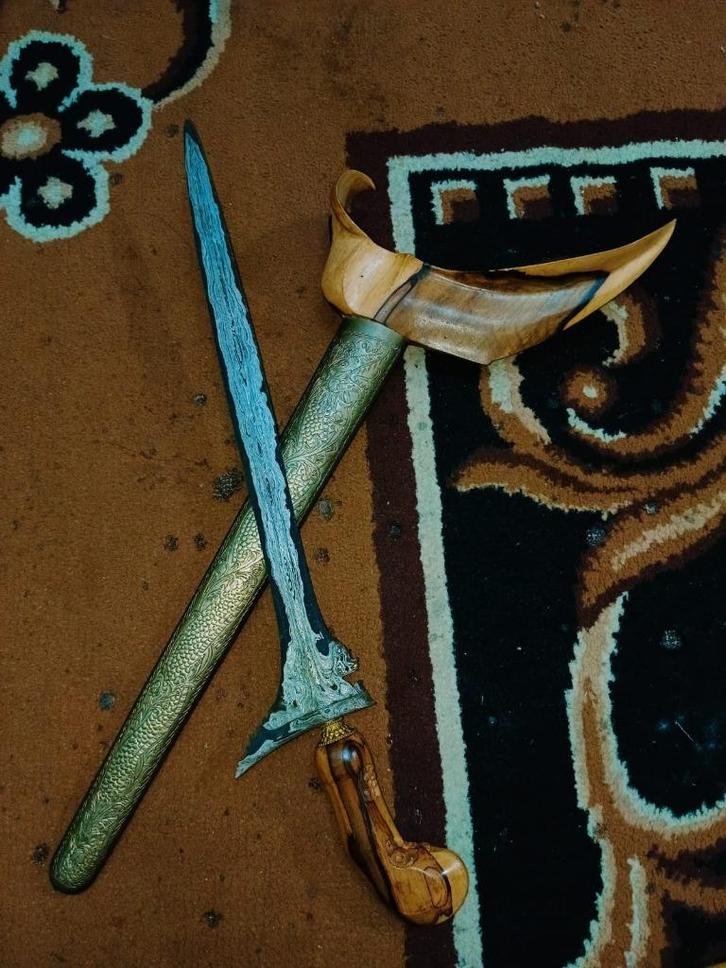 Antieke Keris Naga Raja Pamor Pedaringan Kebak Ladrang SUZ04, Antiek en Kunst, Kunst | Niet-Westerse kunst, Verzenden