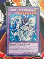 Cyber Twin Dragon - Ultra Rare SDCR - Yu-Gi-Oh, Hobby en Vrije tijd, Verzamelkaartspellen | Yu-gi-Oh!, Ophalen of Verzenden, Zo goed als nieuw
