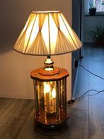 Vintage schemerlamp eikenhout amber geslepen glas zie info, Ophalen