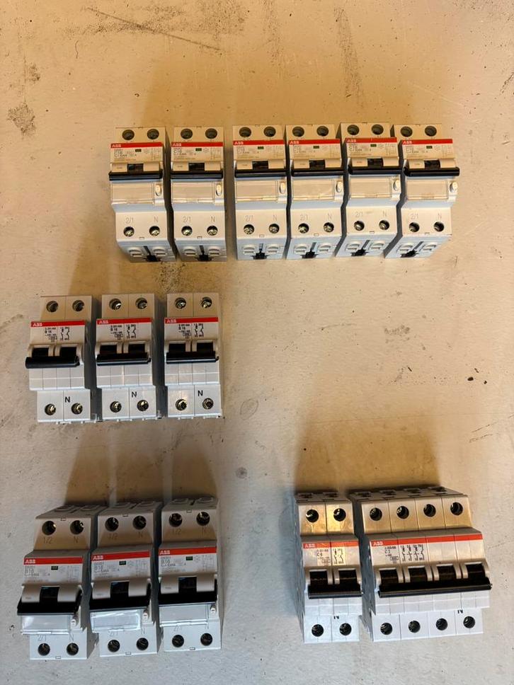 ABB installatieautomaten – diverse types, Hobby en Vrije tijd, Elektronica-componenten, Zo goed als nieuw, Ophalen