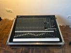 Yamaha MG24/14fx mengtafel met flightcase, Muziek en Instrumenten, Ophalen, Gebruikt, 20 kanalen of meer, Microfooningang