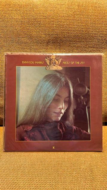 Emmylou Harris - pieces of the sky LP in goede staat