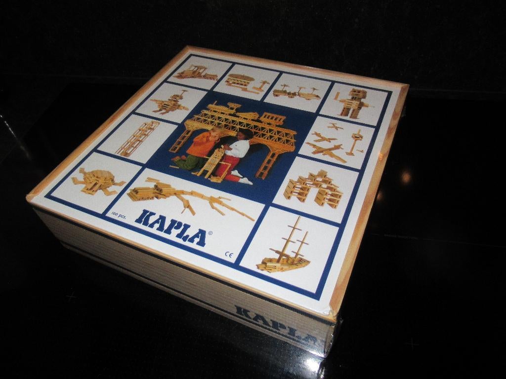 NIEUW INGESEALD 100 Kapla houten blokken in originele kist, Kinderen en Baby's, Speelgoed | Bouwstenen, Ophalen of Verzenden, Nieuw