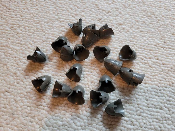 Partij M536=20x Lego ridder helmen donker grijs, Kinderen en Baby's, Speelgoed | Duplo en Lego, Gebruikt, Lego, Losse stenen, Ophalen of Verzenden