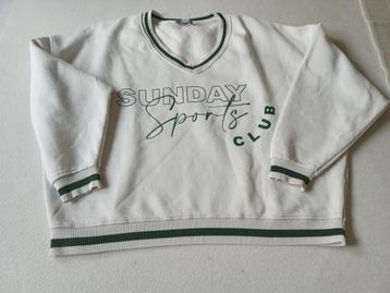 SWEATER MET TEKST beschikbaar voor biedingen