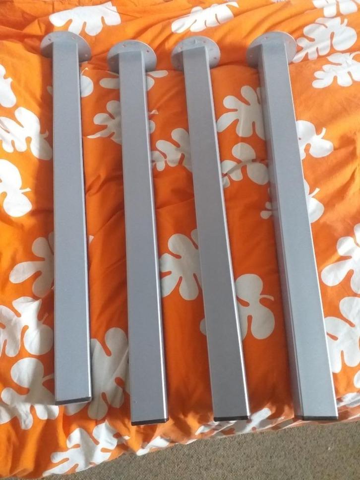 Tafel Poten, Huis en Inrichting, Tafelonderdelen, Zo goed als nieuw, Tafelpoot, 50 tot 100 cm, 50 tot 100 cm, Vierkant, Metaal