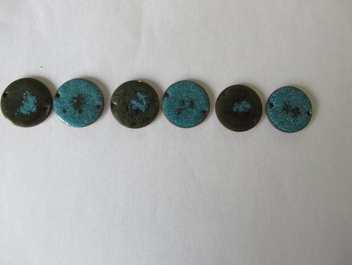 Geëmailleerde stuivers 5 cent Juliana en Wilhelmina sieraad, Hobby en Vrije tijd, Kralen en Sieraden maken, Zo goed als nieuw