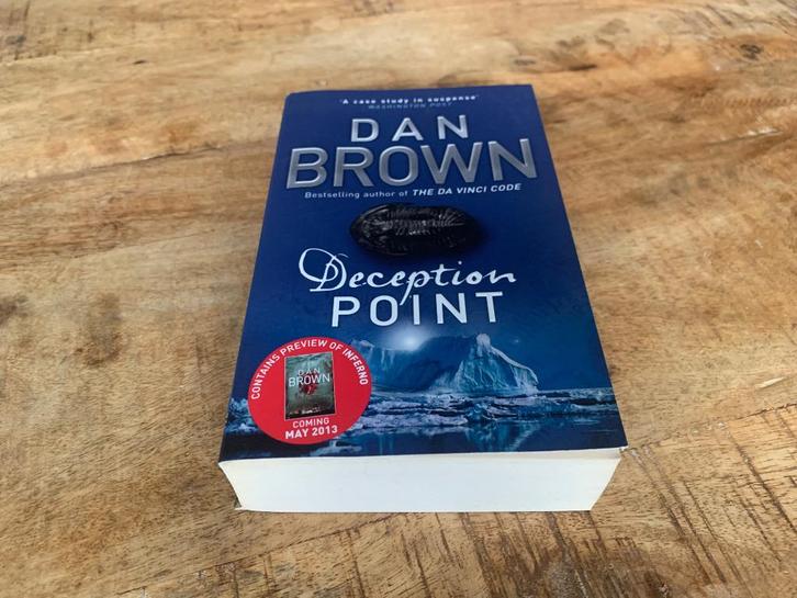 Dan Brown - Deception Point - Thriller (Engels), Boeken, Thrillers, Gelezen, Amerika, Ophalen of Verzenden