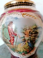 Leuke vintage vaas H Bequet met romantische schildering, Antiek en Kunst, Ophalen of Verzenden
