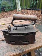Oude strijkijzers, Antiek en Kunst, Antiek | Gereedschap en Instrumenten, Ophalen of Verzenden