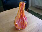 Prachtig Pisa vaasje van Fidrio, Ophalen of Verzenden, Minder dan 50 cm, Rood, Glas