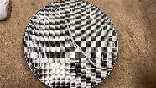 NeXtime Wandklok 35 cm – Shade, Stil Uurwerk – Nieuw, Huis en Inrichting, Woonaccessoires | Klokken, Nieuw, Wandklok, Analoog