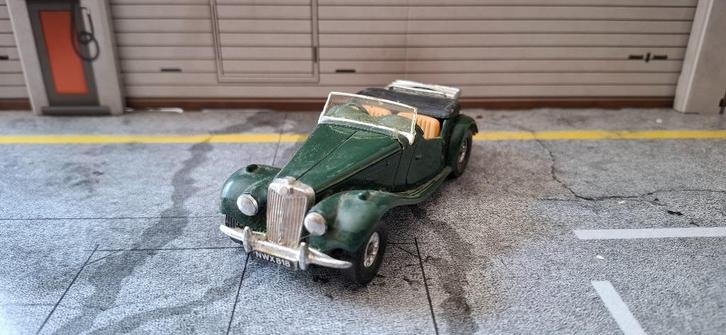 1.43 mg tf, Hobby en Vrije tijd, Modelauto's | 1:43, Zo goed als nieuw, Auto, Corgi, Ophalen of Verzenden