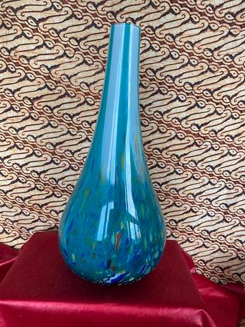 DIKWANDIGE MONDGEBLAZEN GLAZEN VAAS (37cm) beschikbaar voor biedingen