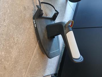 Kidsit meerijdplankje beschikbaar voor biedingen