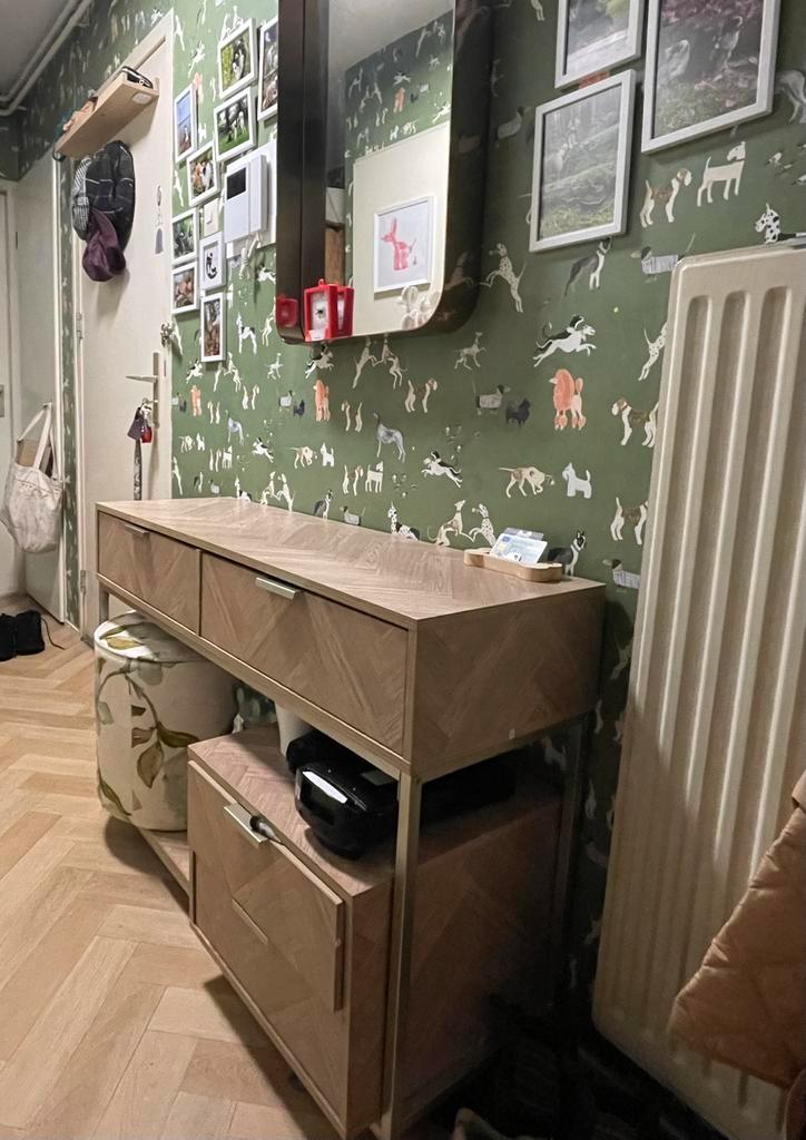 Zijtafel (110 cm) met bijpassend kastje in herringbone, Huis en Inrichting, Tafels | Sidetables, Zo goed als nieuw, 25 tot 50 cm