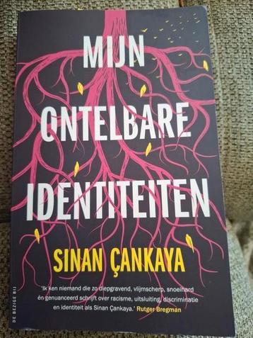 Sinan Çankaya - Mijn ontelbare identiteiten beschikbaar voor biedingen