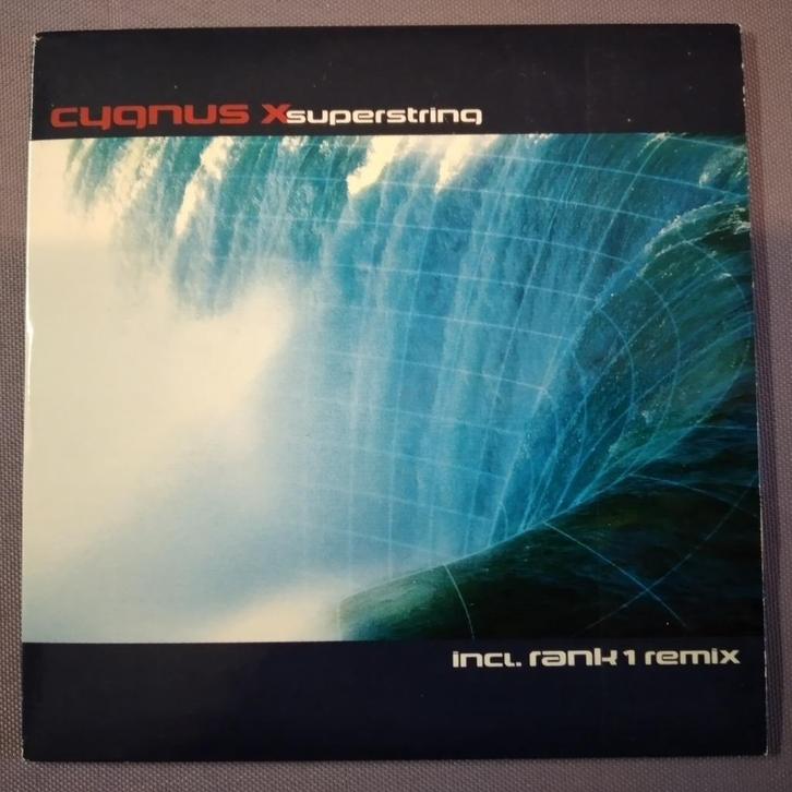 cd. single. cygnus x superstring., Cd's en Dvd's, Cd's | Pop, Gebruikt, 2000 tot heden, Ophalen of Verzenden
