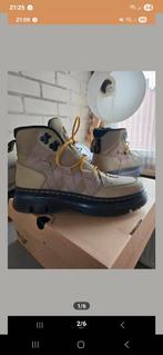 Dr martens boury, Ophalen of Verzenden, Zo goed als nieuw, Zwart, Boots