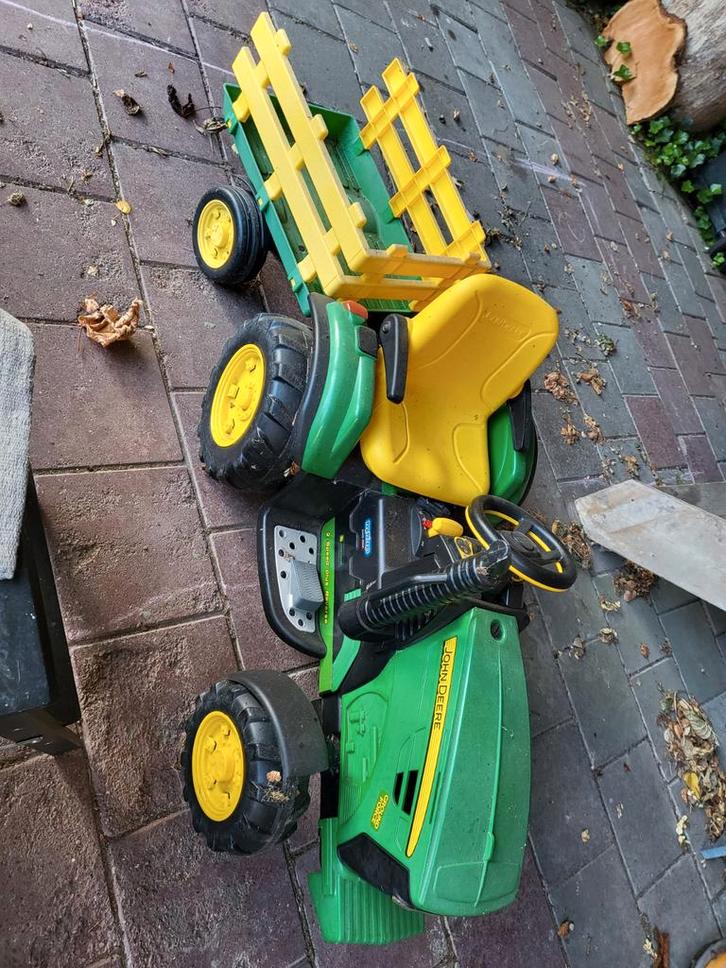 John Deere Elektrische Kindertractor met Aanhanger op ACCU, Kinderen en Baby's, Speelgoed | Buiten | Accuvoertuigen, Gebruikt