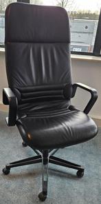 Bureaustoel, zwart leer, kunststof armleuningen, Ophalen, Ergonomisch, Zo goed als nieuw, Zwart