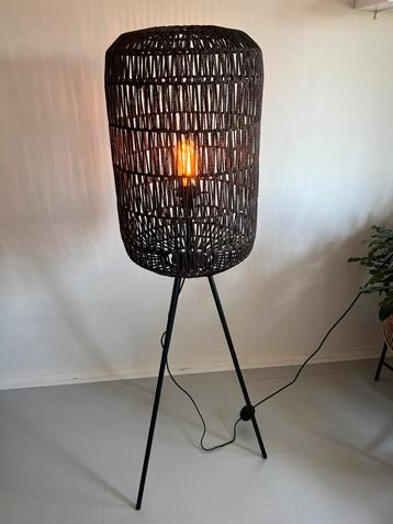 Vloerlamp Rami Kwantum beschikbaar voor biedingen