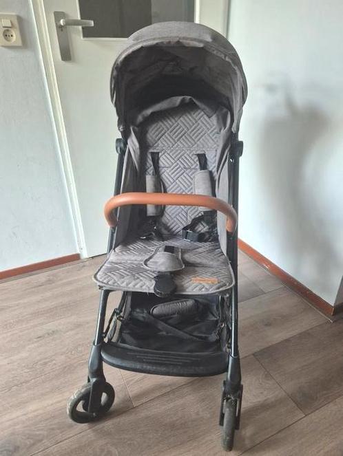 Little Dutch lichtgewicht buggy! Met 1 hand inklapbaar!, Kinderen en Baby's, Buggy's, Zo goed als nieuw, Overige merken, Ophalen
