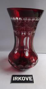 BOHEEMS KRISTAL VAASJE * Donker Rood *, Verzenden