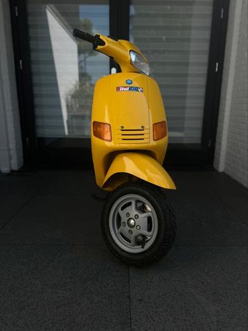 Piaggio Zip Fastrider 50cc 2t Duits Nieuwstaat 5000km beschikbaar voor biedingen