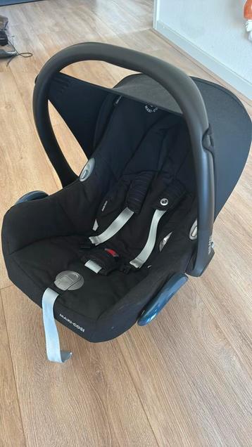 Maxi-cosi beschikbaar voor biedingen
