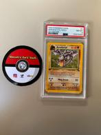 Pokémon Fossil Aerodactyl 1st edition PSA 8, Hobby en Vrije tijd, Verzamelkaartspellen | Pokémon, Verzenden, Zo goed als nieuw