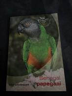 Senegal Papegaai - Basisgids Dierenverzorging, Ophalen of Verzenden, Gelezen, Vogels